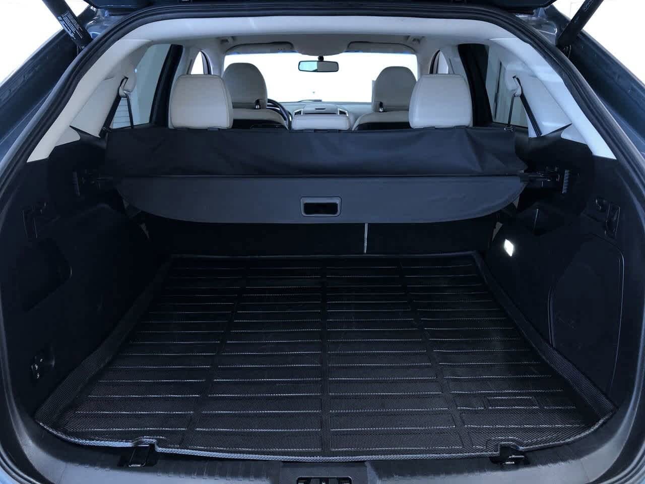 Thumbnail: 2016 Ford Edge - 31
