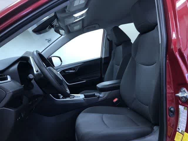 Thumbnail: 2025 Toyota RAV4 - 18