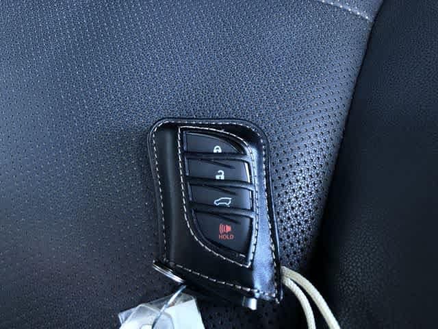 Thumbnail: 2021 Lexus GX - 30