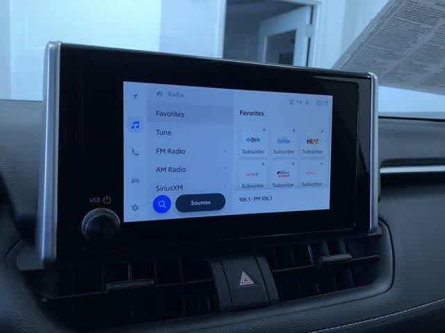 Thumbnail: 2025 Toyota RAV4 - 28