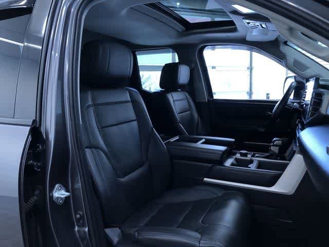 Thumbnail: 2022 Toyota Tundra - 17