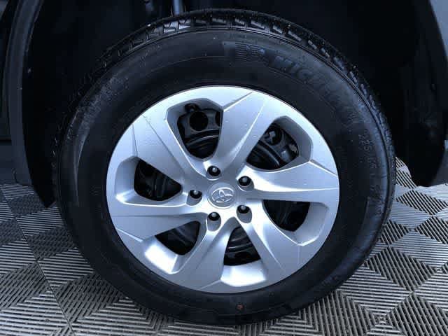 Thumbnail: 2025 Toyota RAV4 - 17