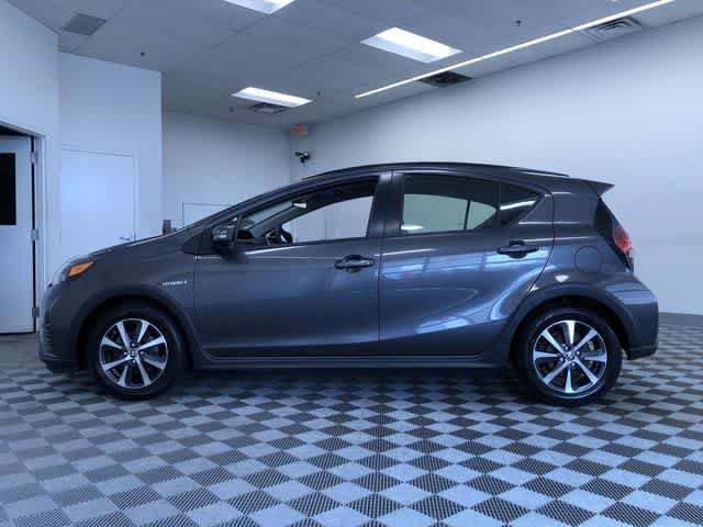 Thumbnail: 2018 Toyota Prius c - 11