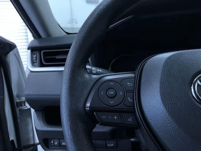 Thumbnail: 2025 Toyota RAV4 - 25