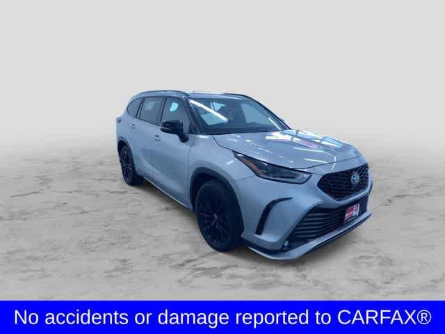 Thumbnail: 2025 Toyota Highlander - 3