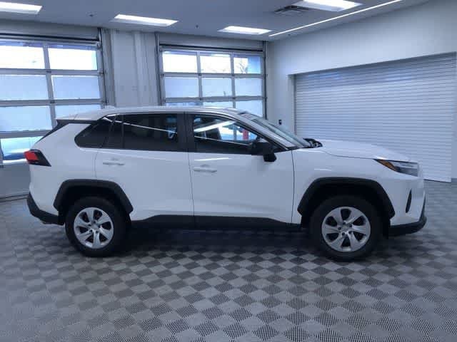 Thumbnail: 2024 Toyota RAV4 - 35