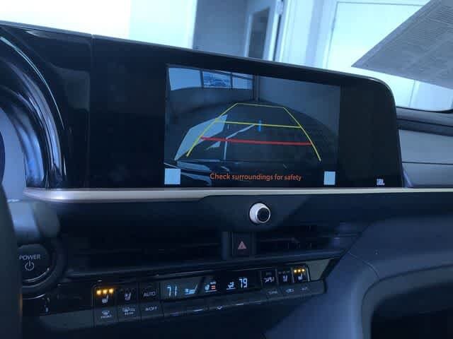 Thumbnail: 2023 Toyota Crown - 29