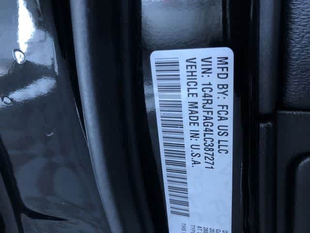 Thumbnail: 2020 Jeep Grand Cherokee - 32