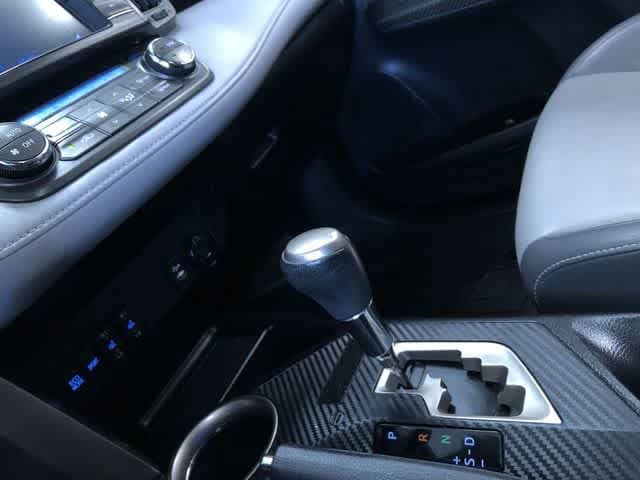 Thumbnail: 2013 Toyota RAV4 - 30