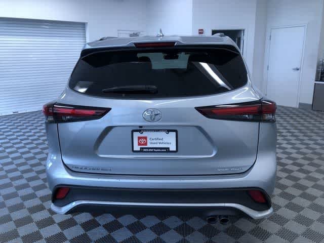 Thumbnail: 2025 Toyota Highlander - 13