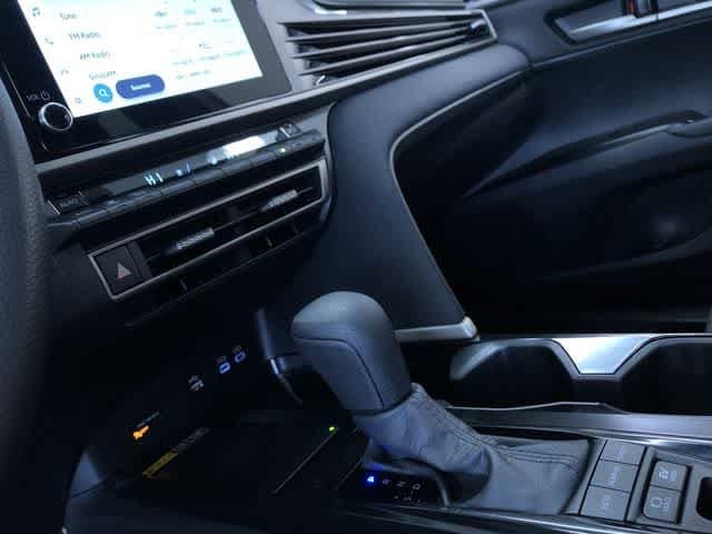 Thumbnail: 2025 Toyota Camry - 31