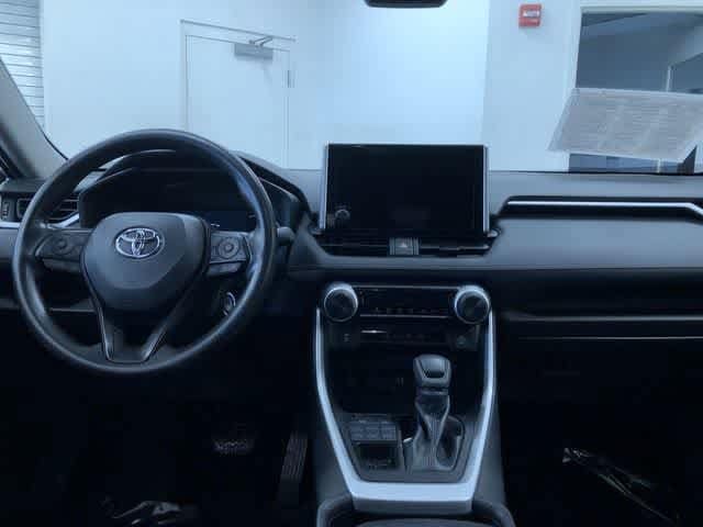 Thumbnail: 2025 Toyota RAV4 - 17