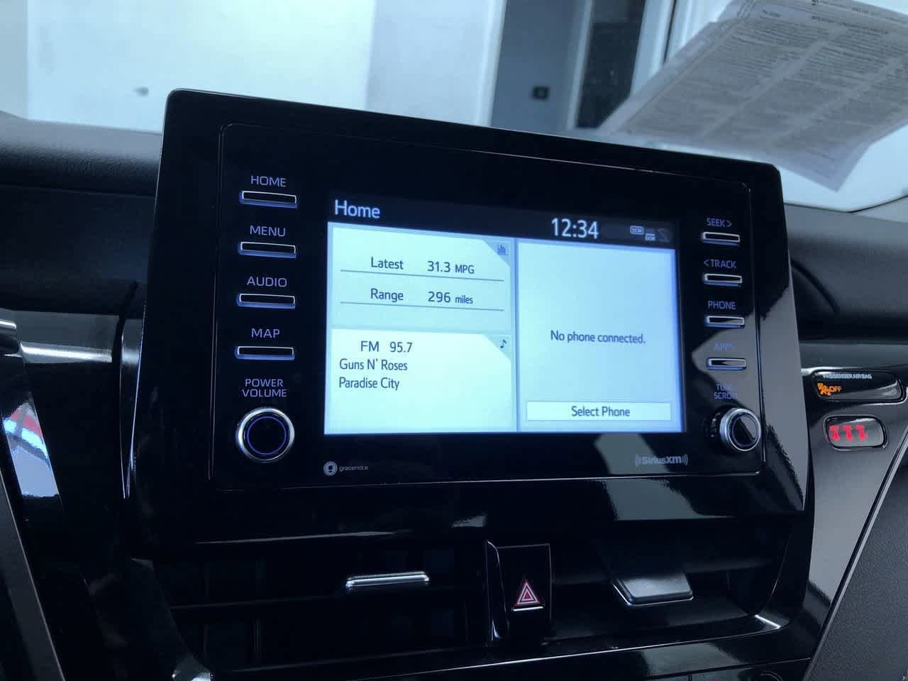 2024 Toyota Camry LE 29