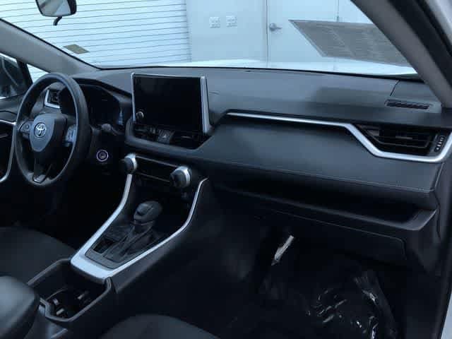 Thumbnail: 2025 Toyota RAV4 - 23