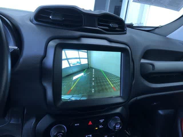 Thumbnail: 2022 Jeep Renegade - 29