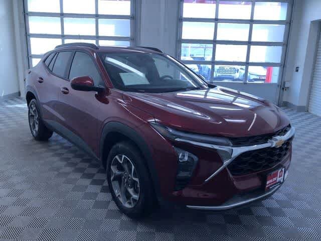 Thumbnail: 2025 Chevrolet Trax - 37