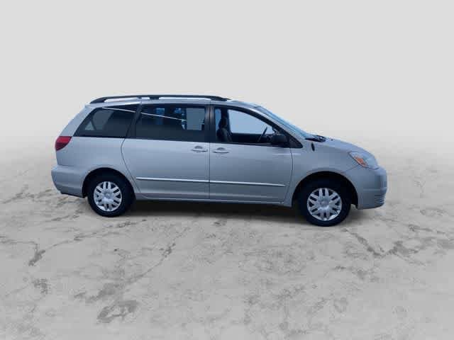 Thumbnail: 2005 Toyota Sienna - 2