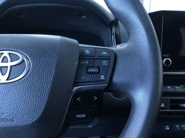 Thumbnail: 2025 Toyota Camry - 27