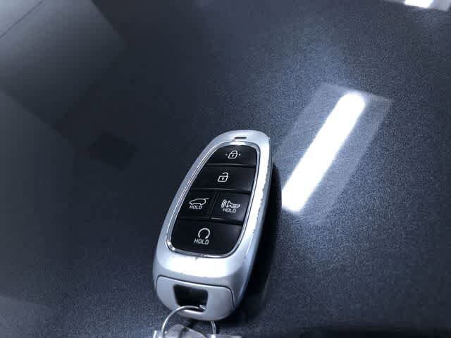 Thumbnail: 2023 Hyundai Santa Fe - 33