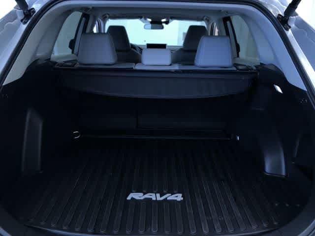 Thumbnail: 2024 Toyota RAV4 - 31