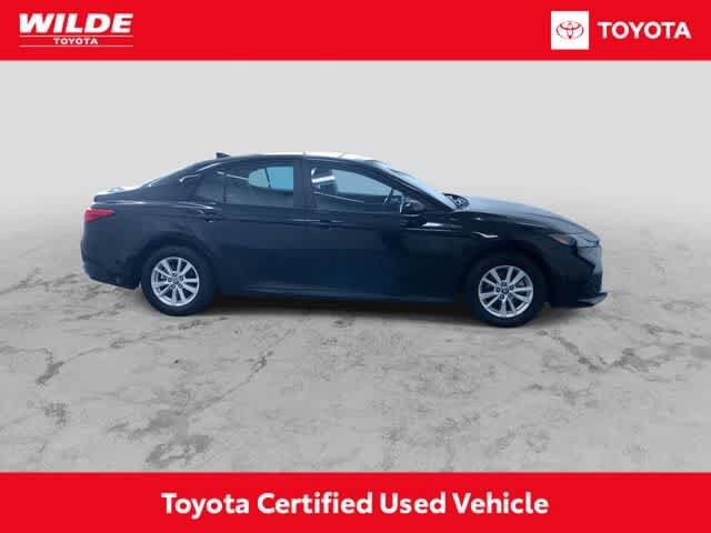 2025 Toyota Camry XSE photo 2