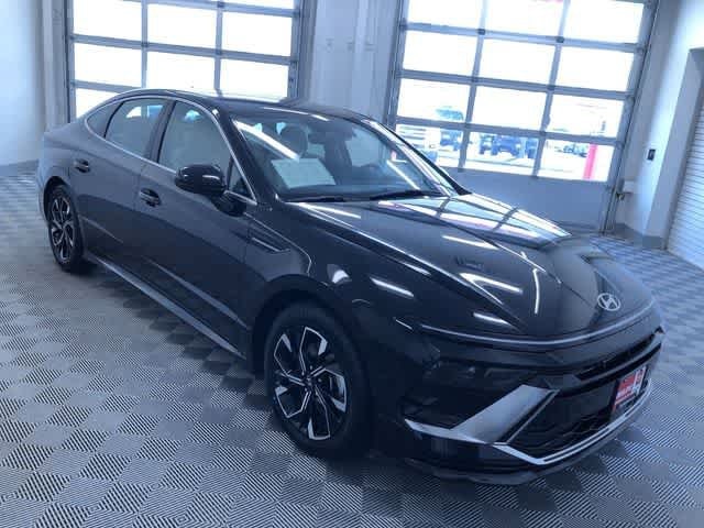 Thumbnail: 2025 Hyundai Sonata - 34