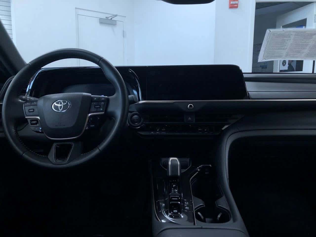 2024 Toyota Crown XLE 17
