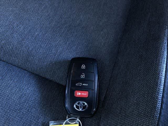 Thumbnail: 2025 Toyota Camry - 30