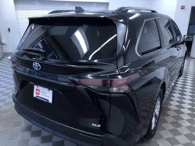 Thumbnail: 2025 Toyota Sienna - 35