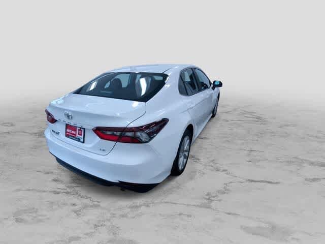 Thumbnail: 2022 Toyota Camry - 9