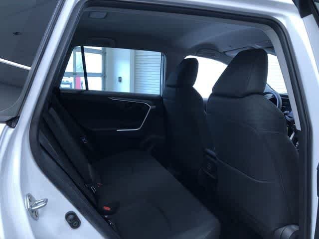 Thumbnail: 2025 Toyota RAV4 - 21