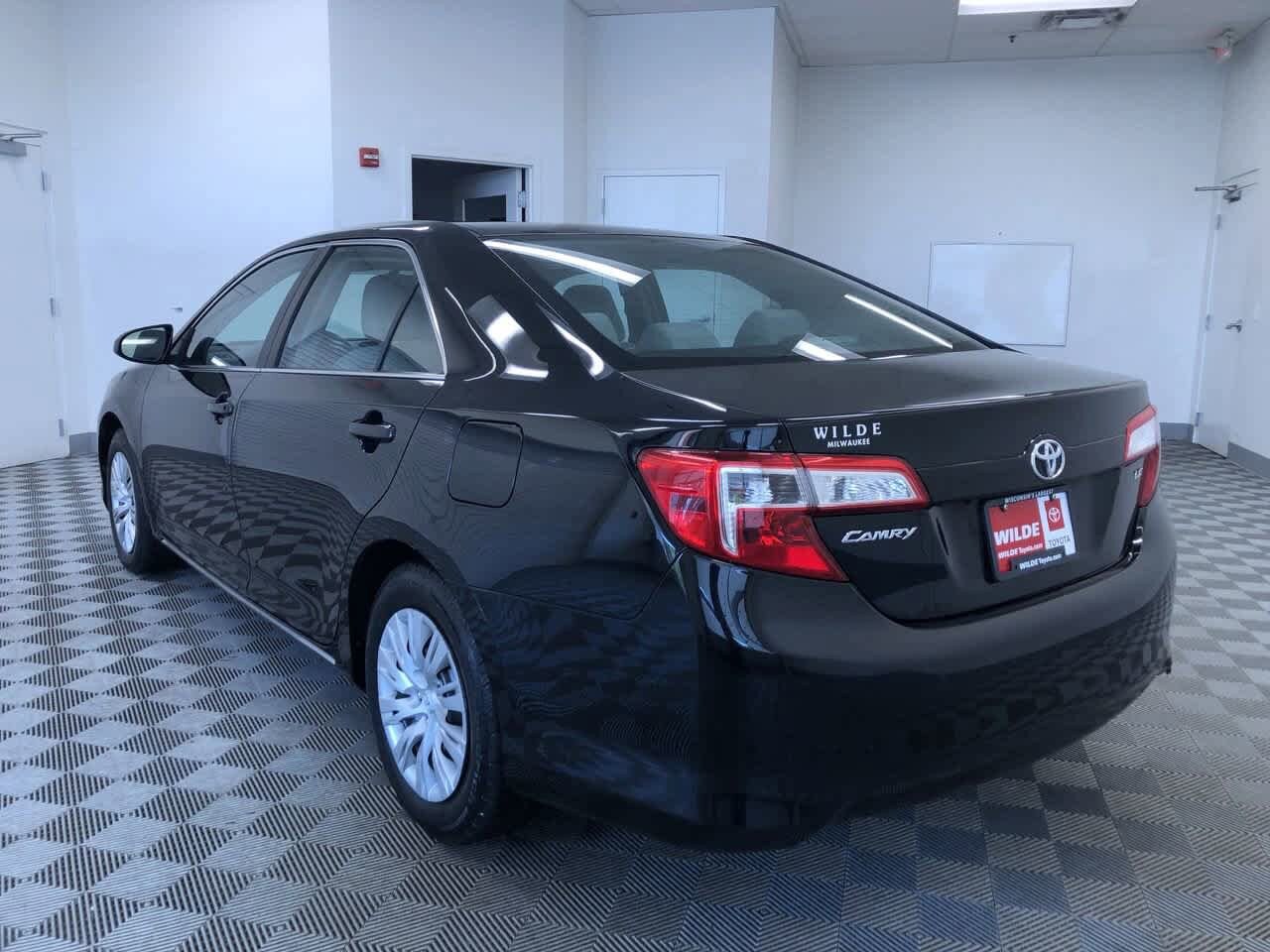 Thumbnail: 2014 Toyota Camry - 12