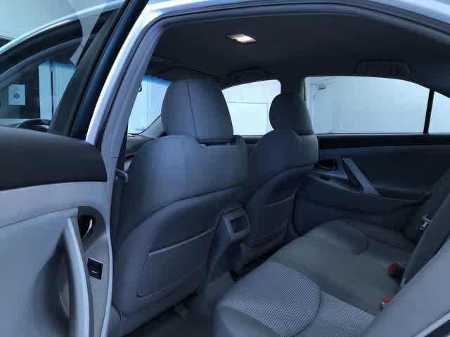 Thumbnail: 2011 Toyota Camry - 11