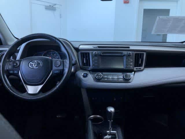 Thumbnail: 2013 Toyota RAV4 - 18