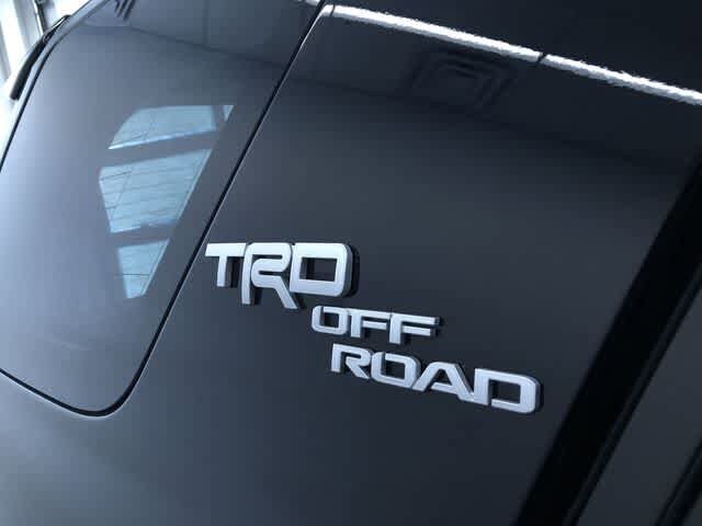 Thumbnail: 2023 Toyota 4Runner - 16