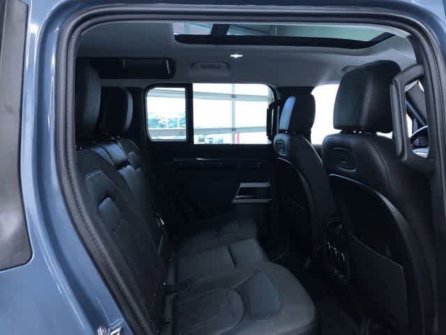 Thumbnail: 2020 Land Rover Defender - 21