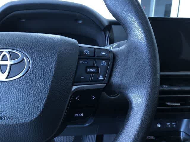 Thumbnail: 2025 Toyota Camry - 27