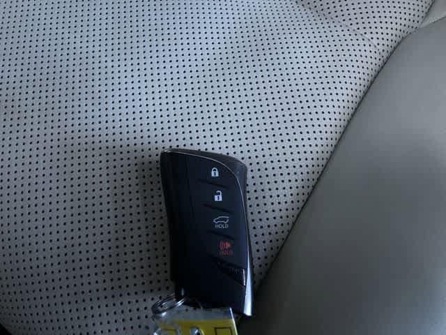 Thumbnail: 2022 Lexus GX - 32