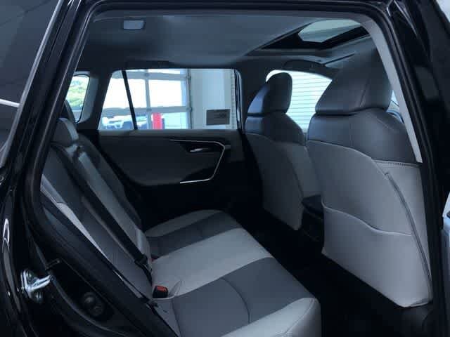 Thumbnail: 2025 Toyota RAV4 - 24