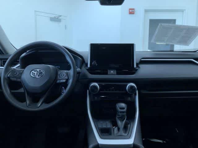 Thumbnail: 2025 Toyota RAV4 - 17