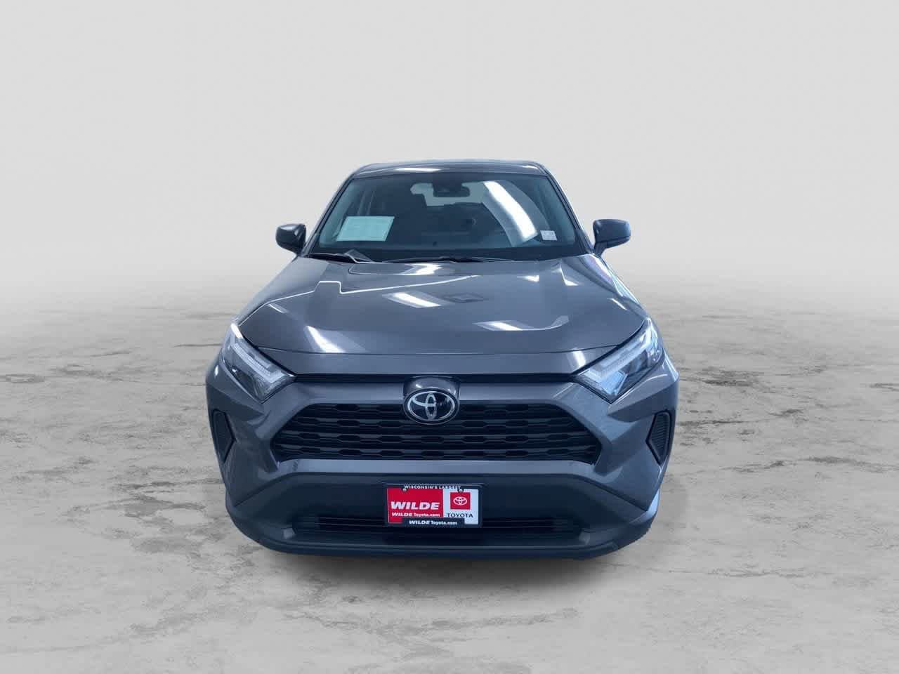2024 Toyota RAV4 LE 4