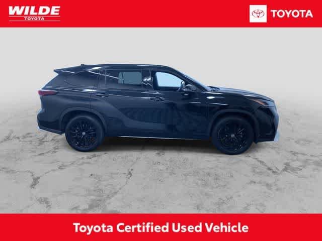 Thumbnail: 2025 Toyota Highlander - 2