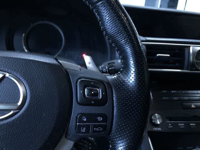 Thumbnail: 2017 Lexus IS - 28