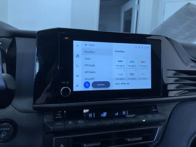 Thumbnail: 2025 Toyota Camry - 29