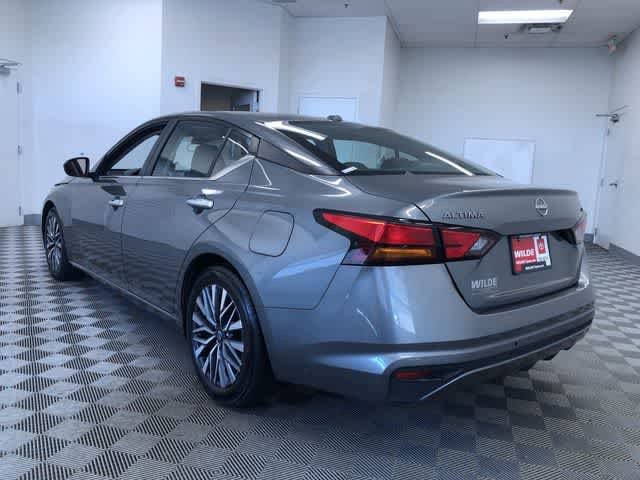 Thumbnail: 2023 Nissan Altima - 13