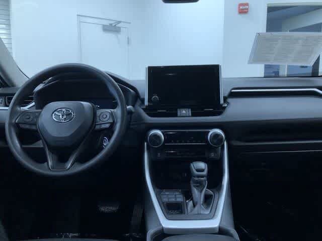 Thumbnail: 2025 Toyota RAV4 - 18