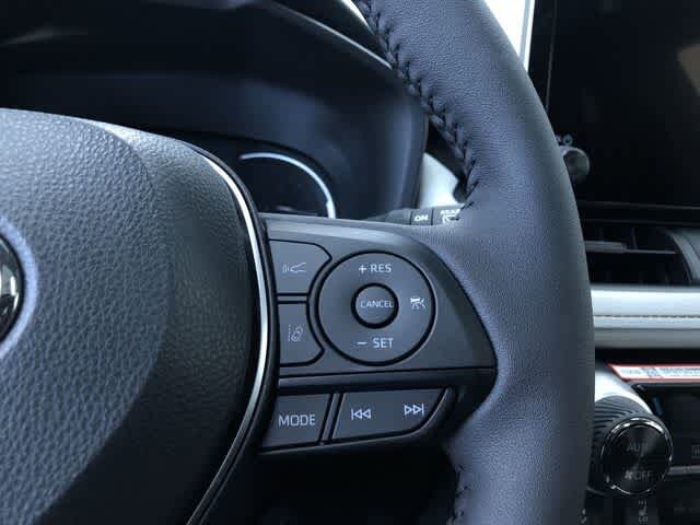 Thumbnail: 2025 Toyota RAV4 - 26