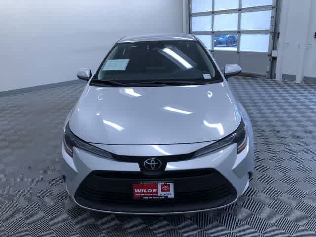 2025 Toyota Corolla LE - Photo 14