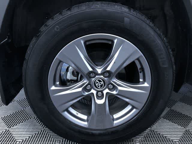 Thumbnail: 2024 Toyota RAV4 - 16