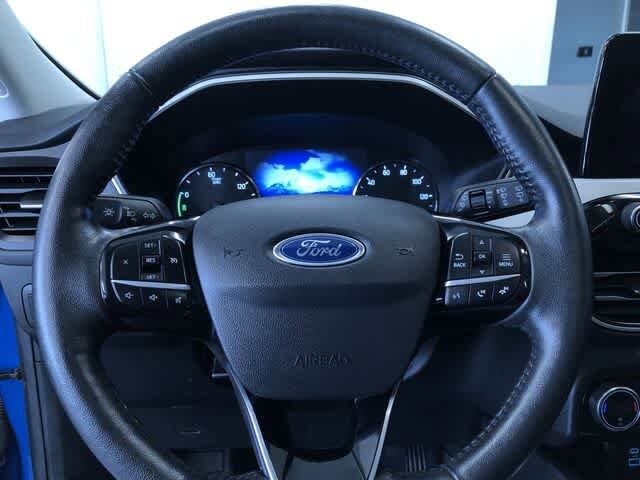 Thumbnail: 2021 Ford Escape - 17